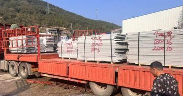 铁岭 芝麻灰花岗岩光面毛板出货日常