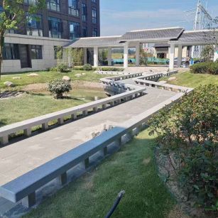 铁岭 芝麻灰小区坐凳&栏杆安装效果