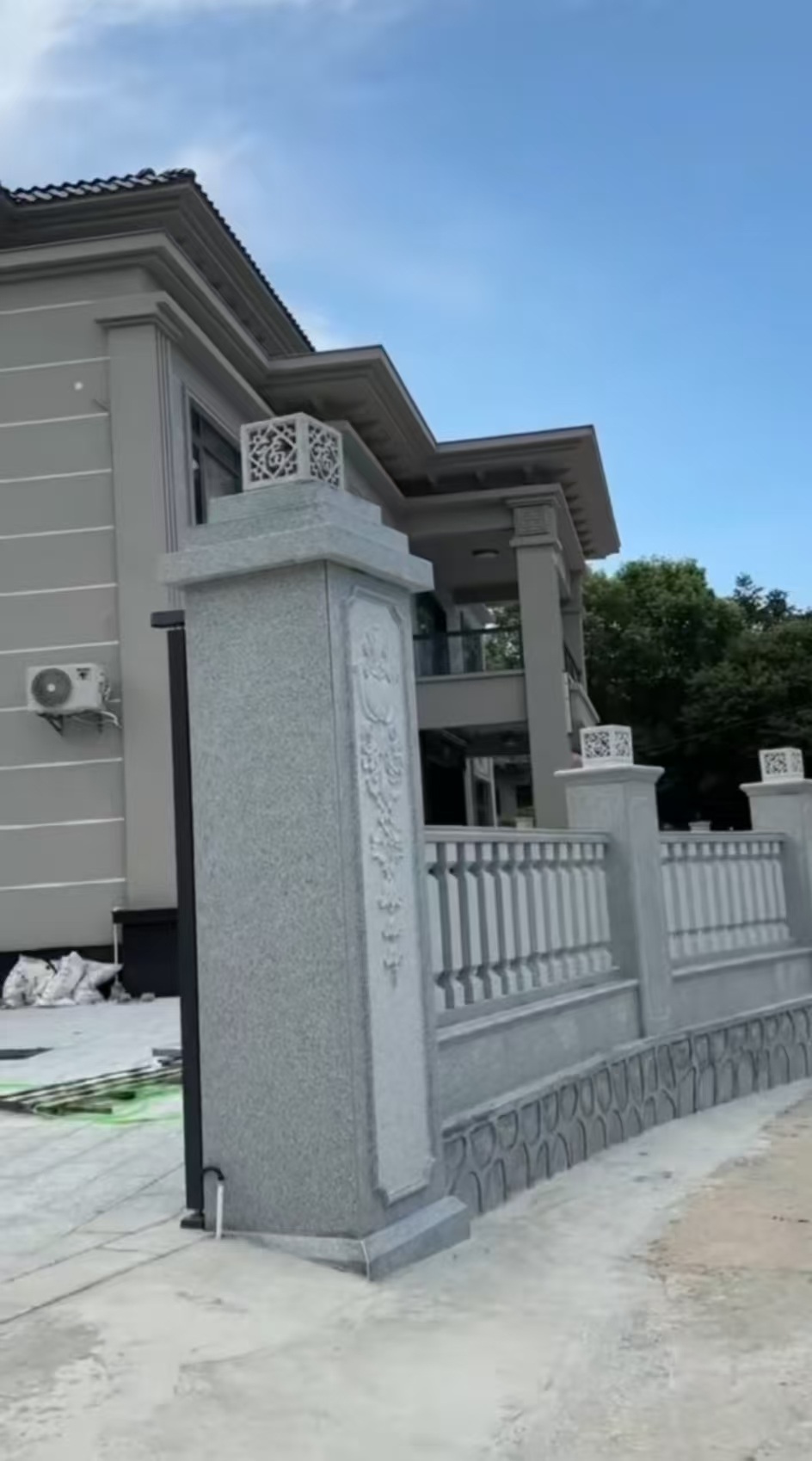 铁岭 芝麻白别墅围墙栏杆，私人订制