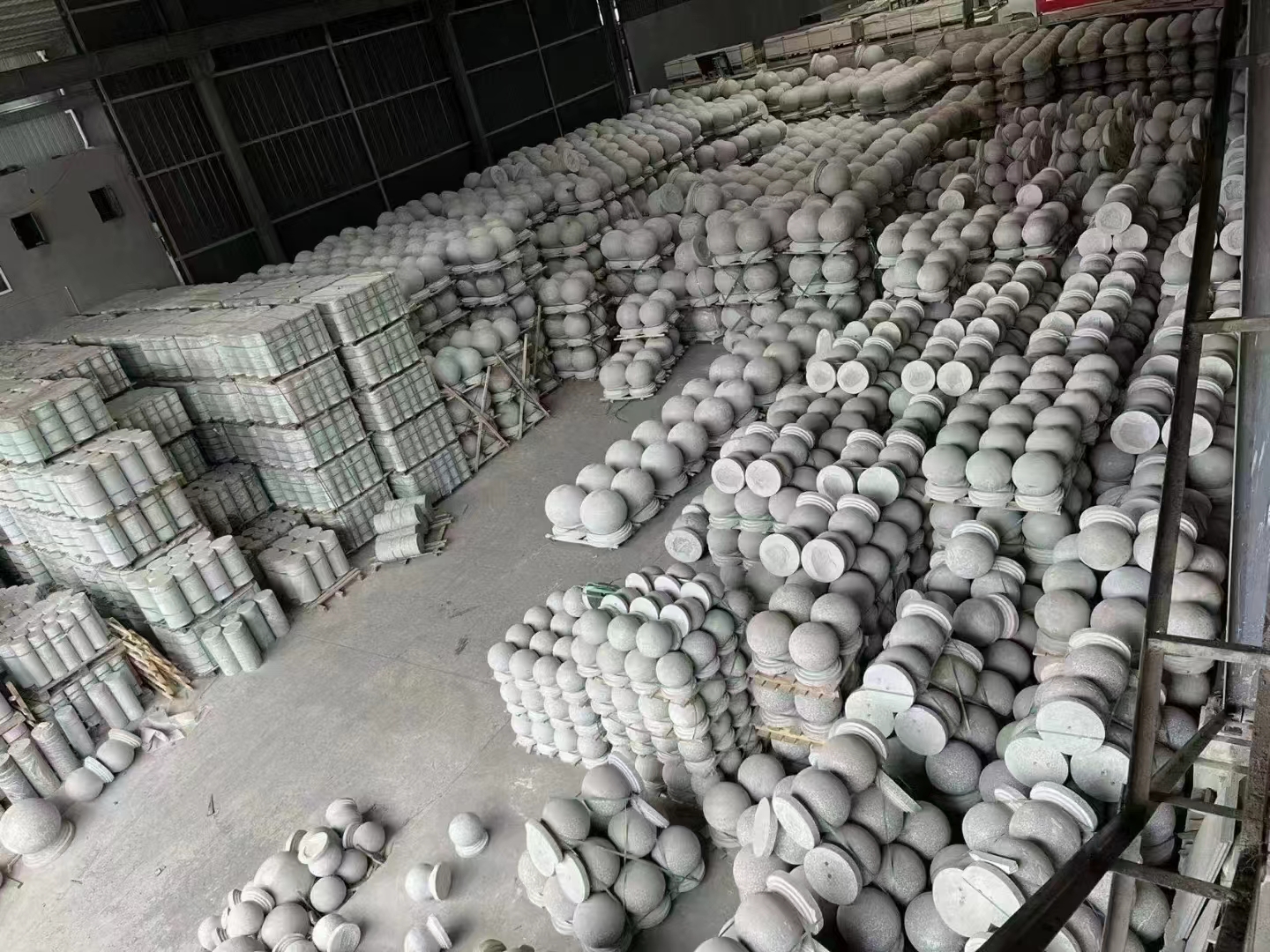 铁岭 芝麻白挡车柱